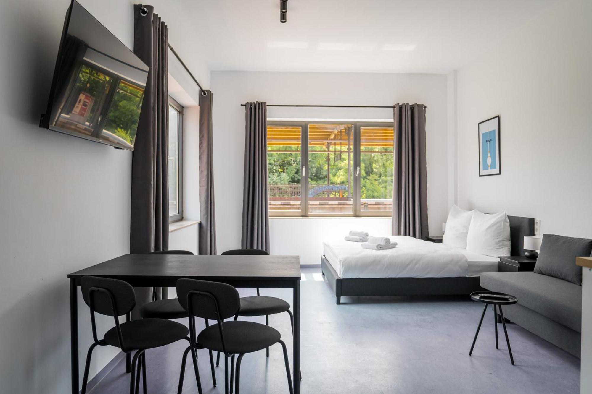 Apartmenthaus Berlin Neukoelln Экстерьер фото