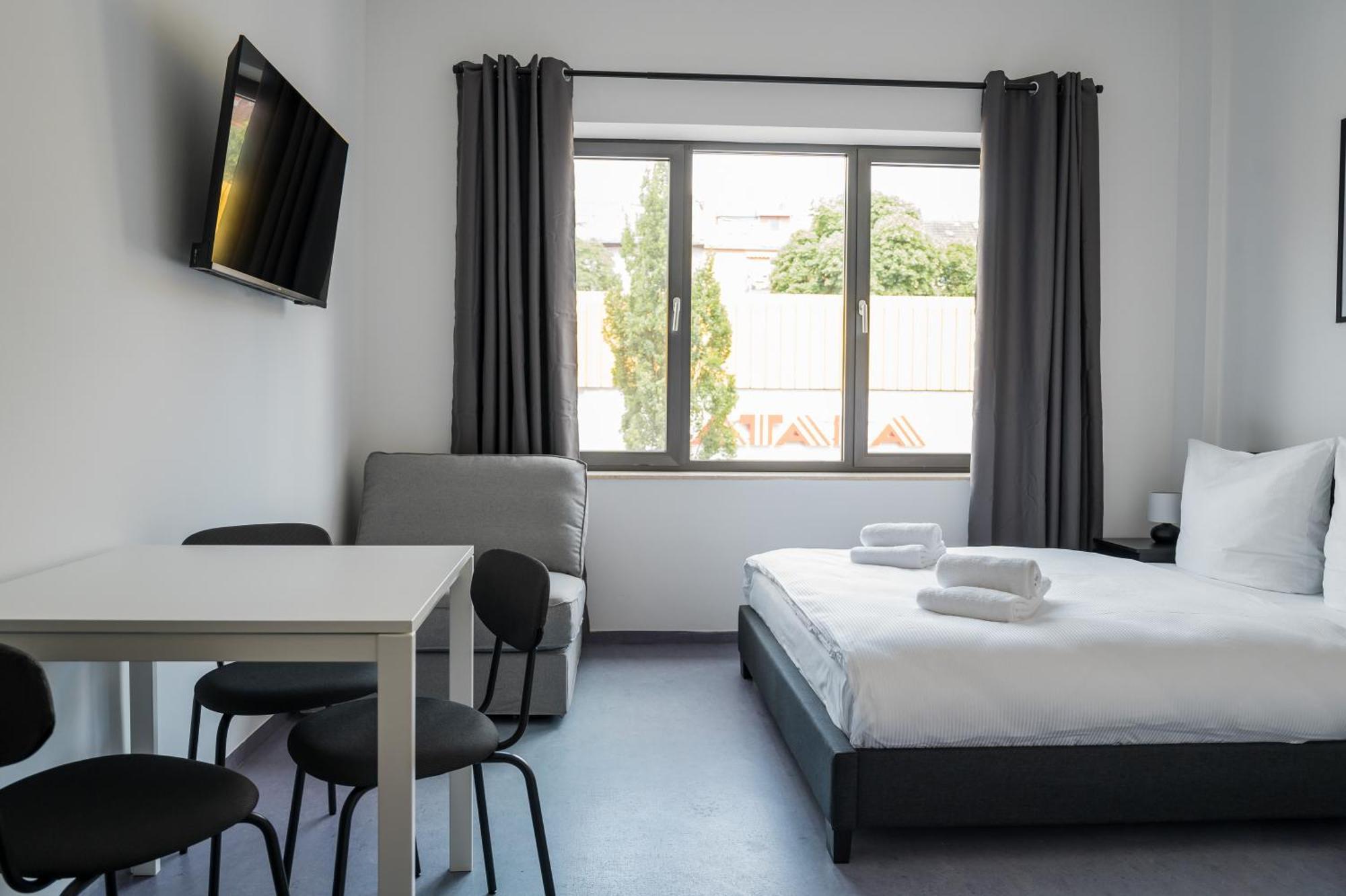 Apartmenthaus Berlin Neukoelln Экстерьер фото